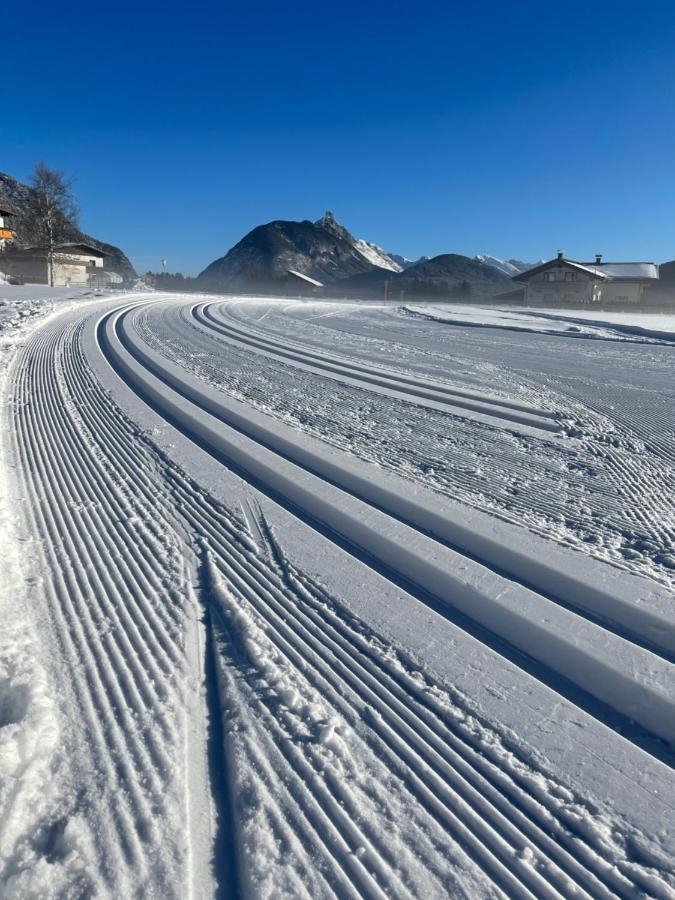 Mein Chalet Leutasch Exteriör bild